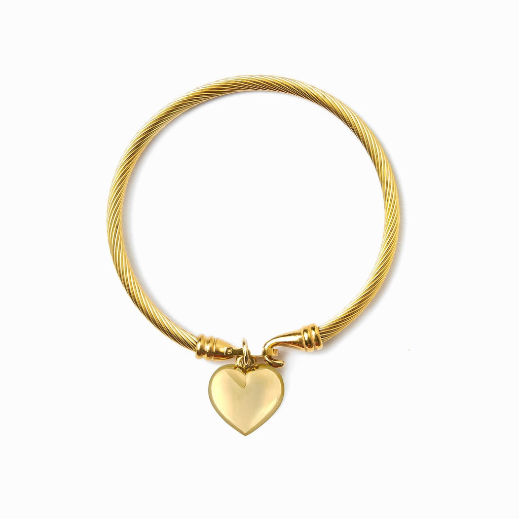 Pulsera de oro en forma de corazón