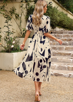 Estella | Vestido midi floral favorecedor