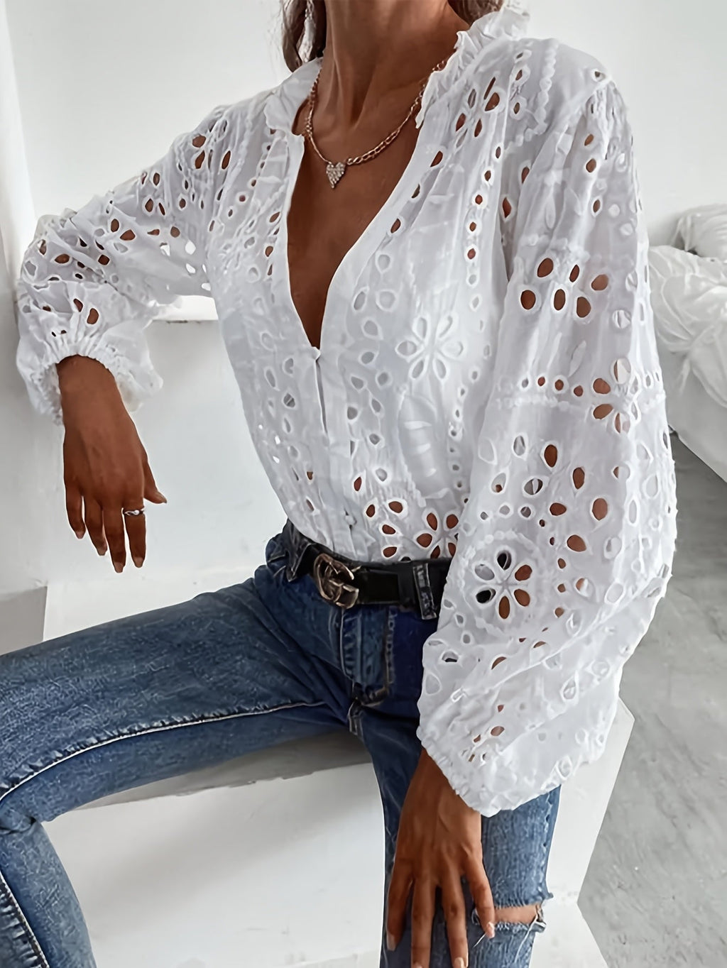 Roselina – Blusa bordada de manga larga