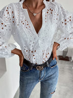 Roselina – Blusa bordada de manga larga con patrón calado