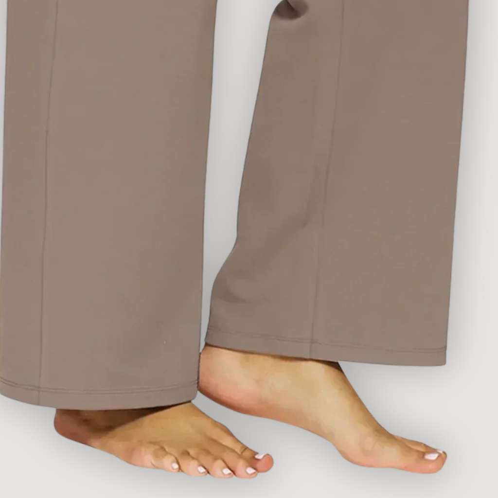 BRIA – PANTALÓN ANCHO RELAXED
