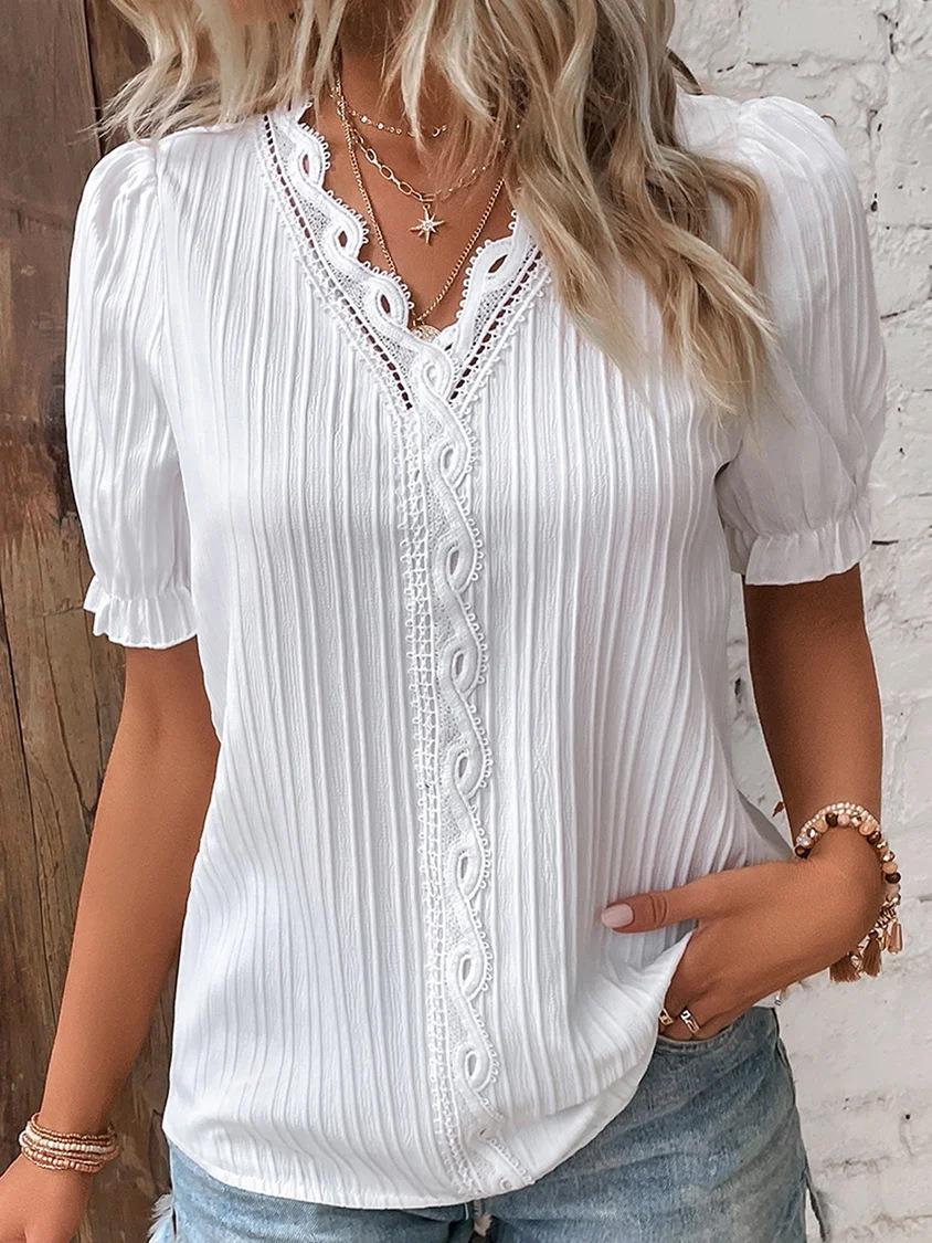 Elin – Blusa de encaje juguetona