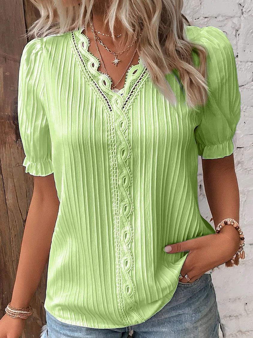 Elin – Blusa de encaje juguetona