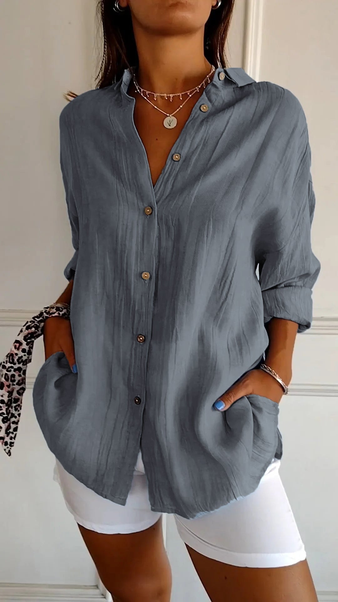 Seriza – Relaxed Button Blouse