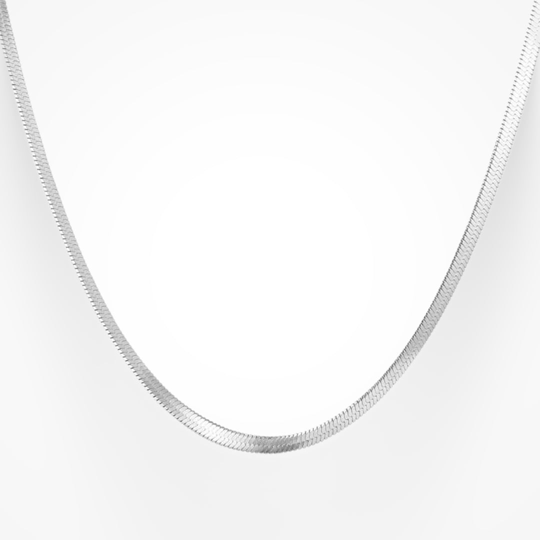 Collar con colgante de serpiente radiante